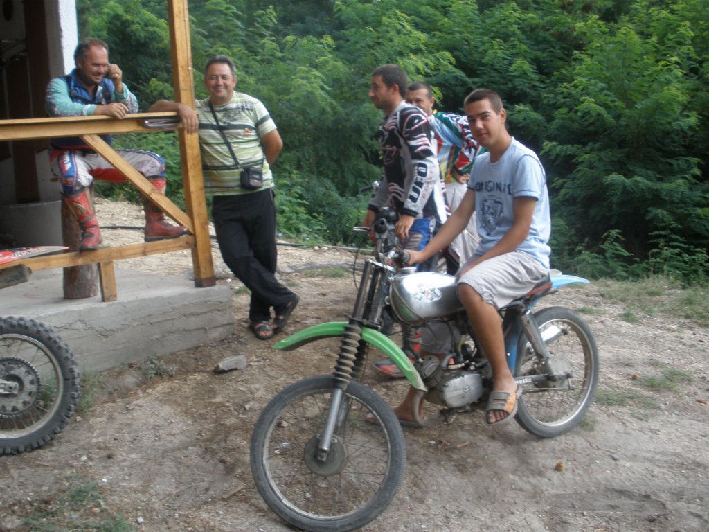 Натиснете снимката за да я уголемите

Име:P8080083.jpg
Прегледи:1
Размер:175.9 КБ
ID:5200369