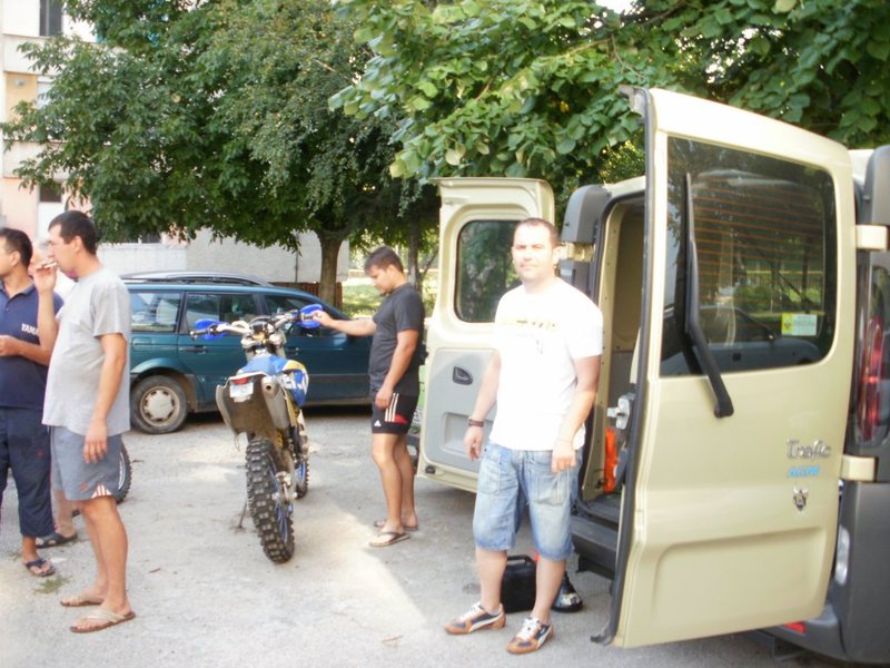 Натиснете снимката за да я уголемите

Име:p8100137.jpg
Прегледи:1
Размер:109.7 КБ
ID:5204327