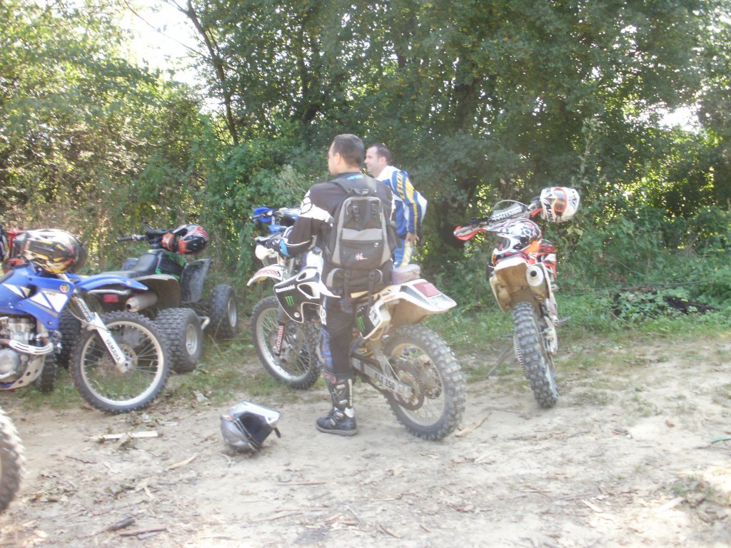 Натиснете снимката за да я уголемите

Име:P8100149.jpg
Прегледи:1
Размер:217.6 КБ
ID:5205430