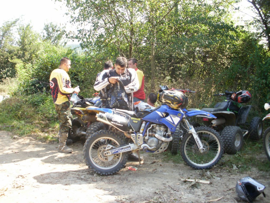 Натиснете снимката за да я уголемите

Име:P8100148.jpg
Прегледи:1
Размер:248.3 КБ
ID:5205431