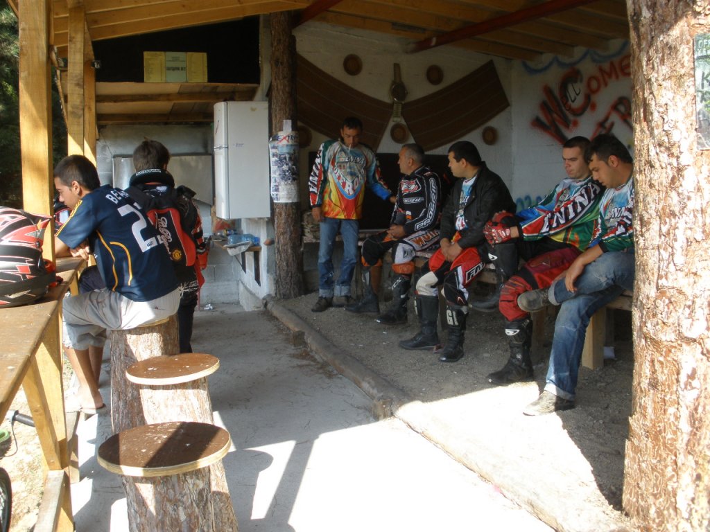 Натиснете снимката за да я уголемите

Име:P9040017.jpg
Прегледи:1
Размер:164.0 КБ
ID:5205521