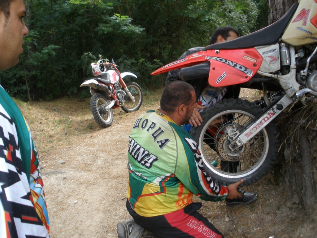 Натиснете снимката за да я уголемите

Име:P9040043.jpg
Прегледи:1
Размер:177.8 КБ
ID:5205533