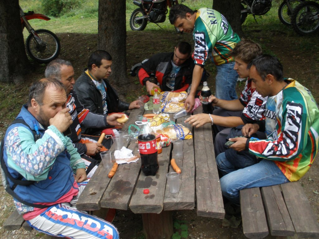 Натиснете снимката за да я уголемите

Име:P9040070.jpg
Прегледи:1
Размер:179.2 КБ
ID:5205583