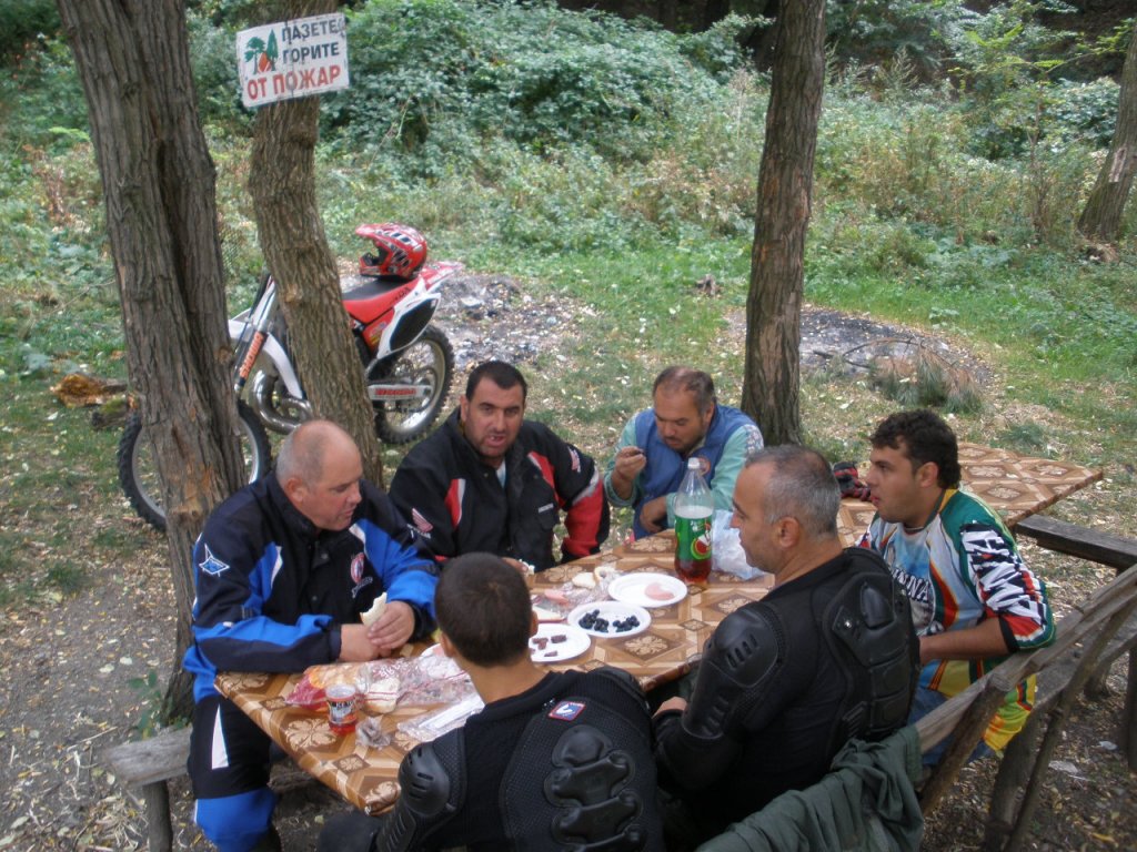 Натиснете снимката за да я уголемите

Име:P9250103.jpg
Прегледи:1
Размер:210.6 КБ
ID:5212577