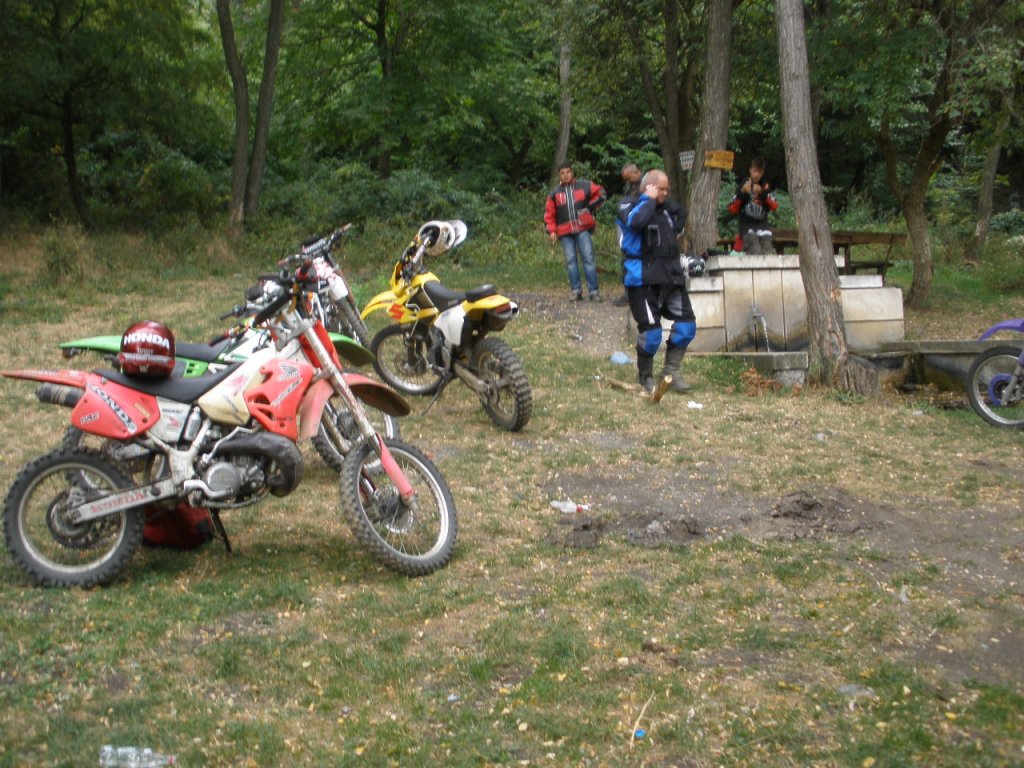 Натиснете снимката за да я уголемите

Име:P9250105.jpg
Прегледи:1
Размер:195.2 КБ
ID:5212569