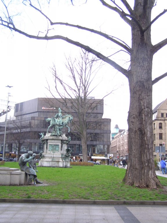 Натиснете снимката за да я уголемите

Име:P3284861.jpg
Прегледи:1
Размер:88.9 КБ
ID:5217549