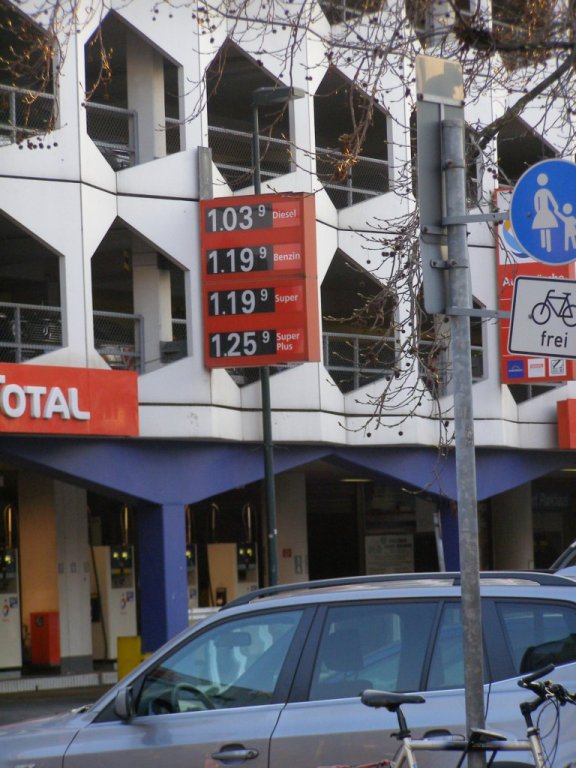 Натиснете снимката за да я уголемите

Име:P3304983.jpg
Прегледи:1
Размер:95.4 КБ
ID:5217614