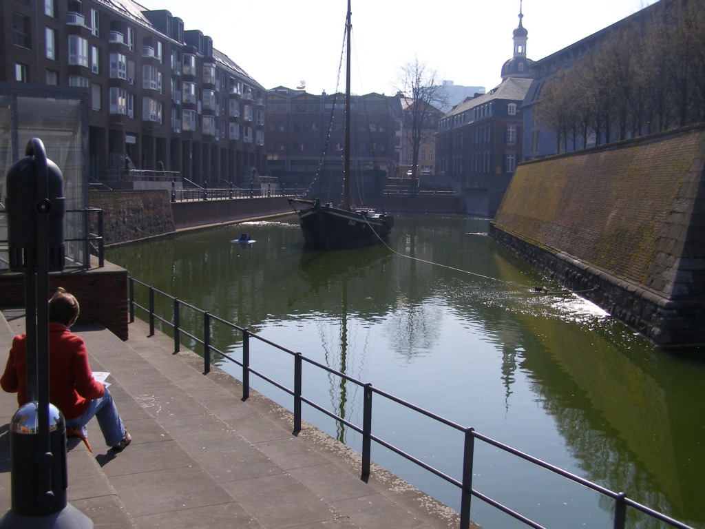 Натиснете снимката за да я уголемите

Име:P3315211.JPG
Прегледи:1
Размер:202.8 КБ
ID:5218040