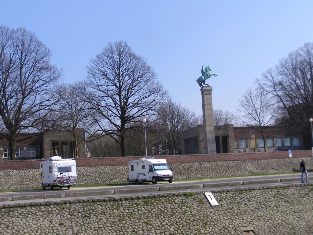 Натиснете снимката за да я уголемите

Име:P3315438.JPG
Прегледи:1
Размер:173.2 КБ
ID:5218084