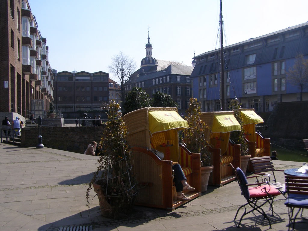 Натиснете снимката за да я уголемите

Име:P3315501.JPG
Прегледи:1
Размер:227.9 КБ
ID:5218249