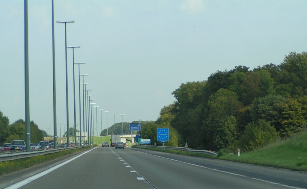 Натиснете снимката за да я уголемите

Име:PICT00w17.jpg
Прегледи:1
Размер:72.8 КБ
ID:5220220