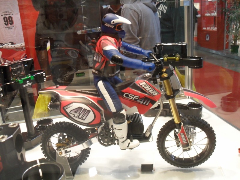 Натиснете снимката за да я уголемите

Име:fiera Milano 048 (800x600).jpg
Прегледи:1
Размер:259.4 КБ
ID:5225453