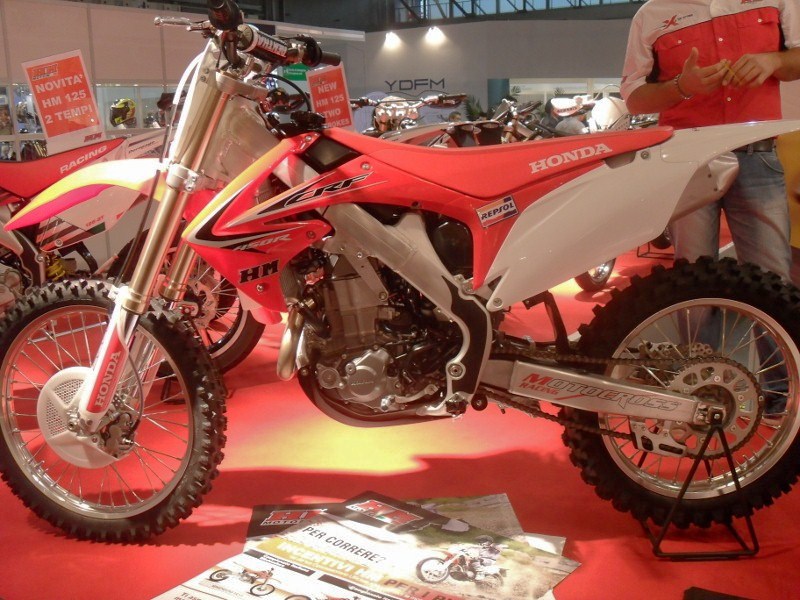 Натиснете снимката за да я уголемите

Име:fiera Milano 070 (800x600).jpg
Прегледи:1
Размер:281.5 КБ
ID:5225838