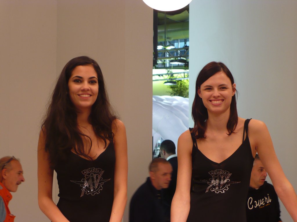 Натиснете снимката за да я уголемите

Име:EICMA_100.jpg
Прегледи:1
Размер:77.0 КБ
ID:5226412