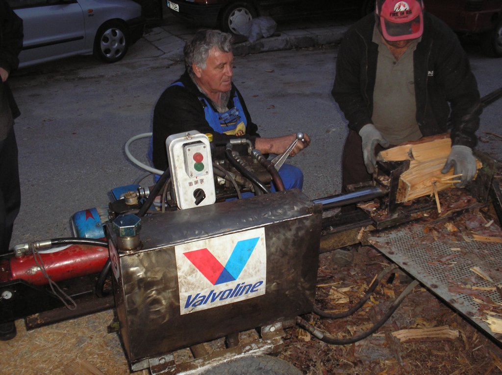 Натиснете снимката за да я уголемите

Име:PB110056.jpg
Прегледи:1
Размер:147.7 КБ
ID:5226426