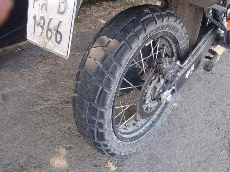 Натиснете снимката за да я уголемите

Име:tire_rear.JPG
Прегледи:1
Размер:117.2 КБ
ID:5240626