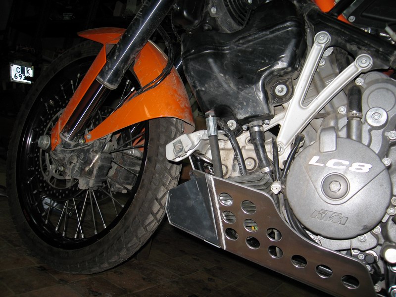 Натиснете снимката за да я уголемите

Име:on_bike1.JPG
Прегледи:1
Размер:144.0 КБ
ID:5241369