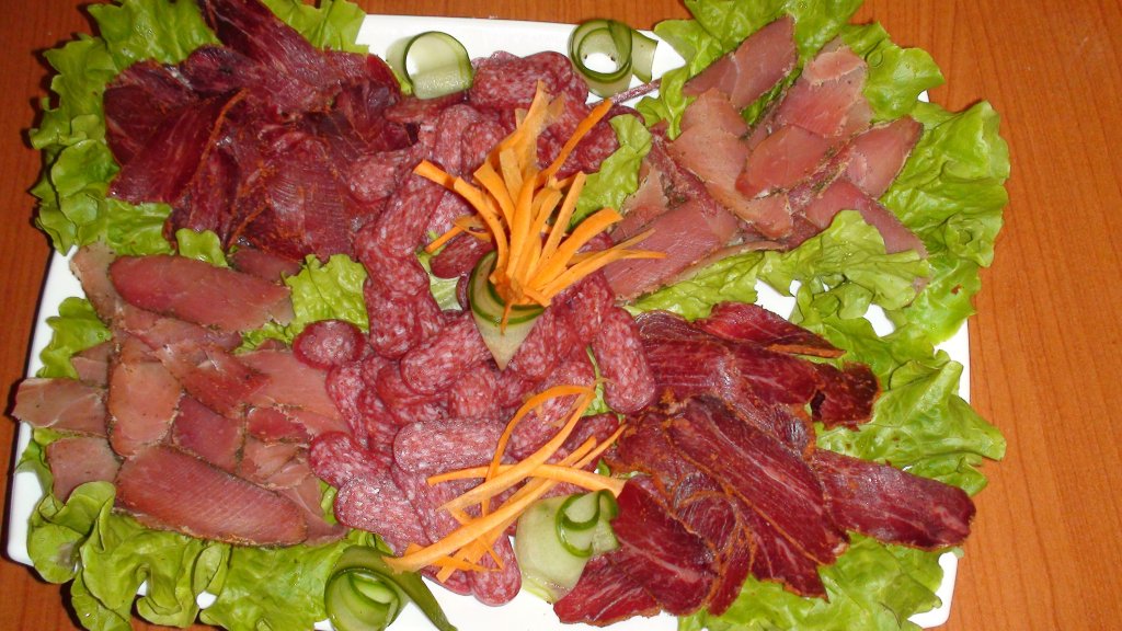 Натиснете снимката за да я уголемите

Име:plato%20suhi%20mezeta_big.jpg
Прегледи:1
Размер:151.8 КБ
ID:5242740