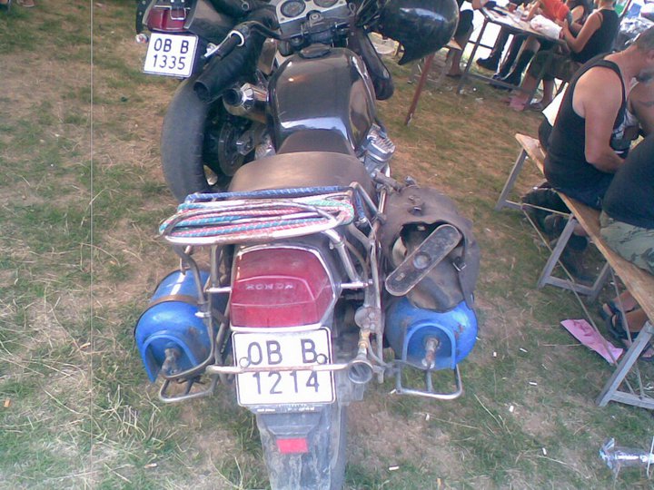 Натиснете снимката за да я уголемите

Име:164306_193707703974280_100000051555402_728494_1307240_n.jpg
Прегледи:1
Размер:110.3 КБ
ID:5247475