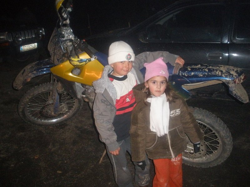 Натиснете снимката за да я уголемите

Име:P2010011.jpg
Прегледи:1
Размер:122.7 КБ
ID:5249626