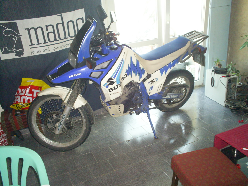 Натиснете снимката за да я уголемите

Име:S4020582 hg.JPG
Прегледи:1
Размер:303.3 КБ
ID:5250657