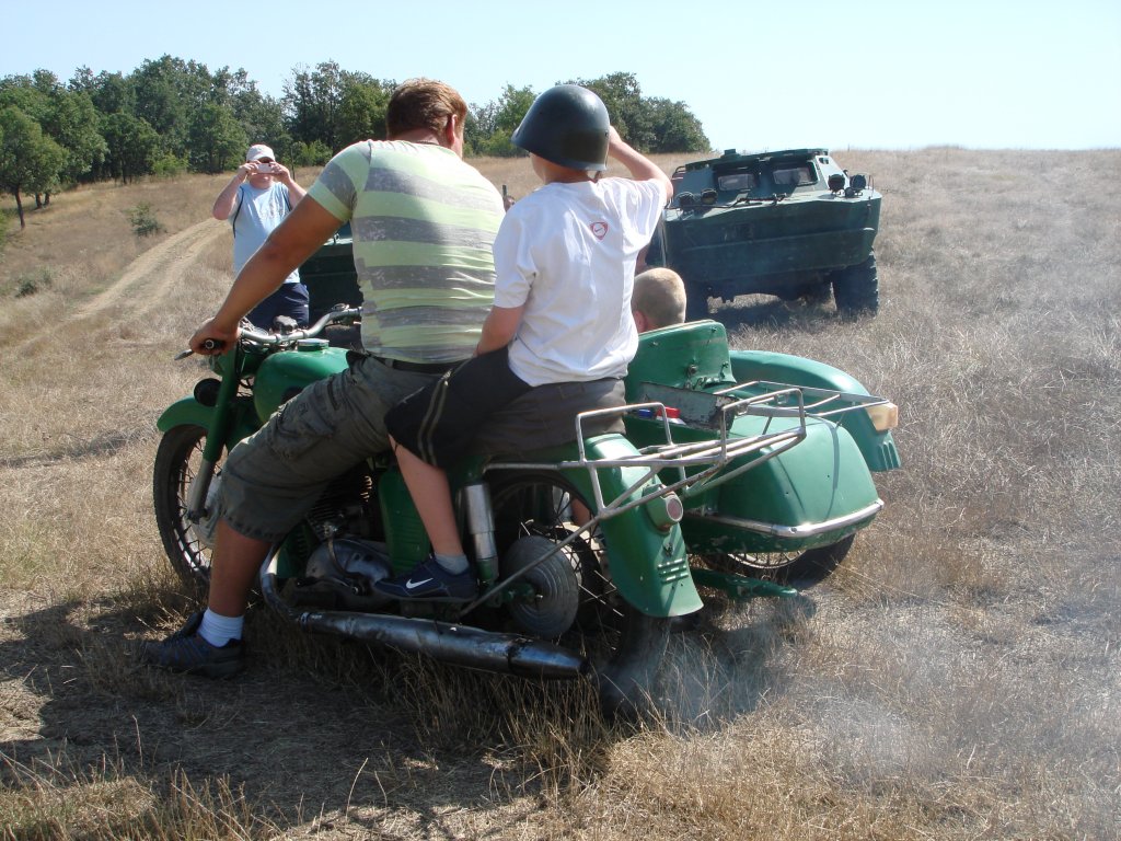 ИЖ Планета,пълно възстановяване - OFFRoad-Bulgaria.com