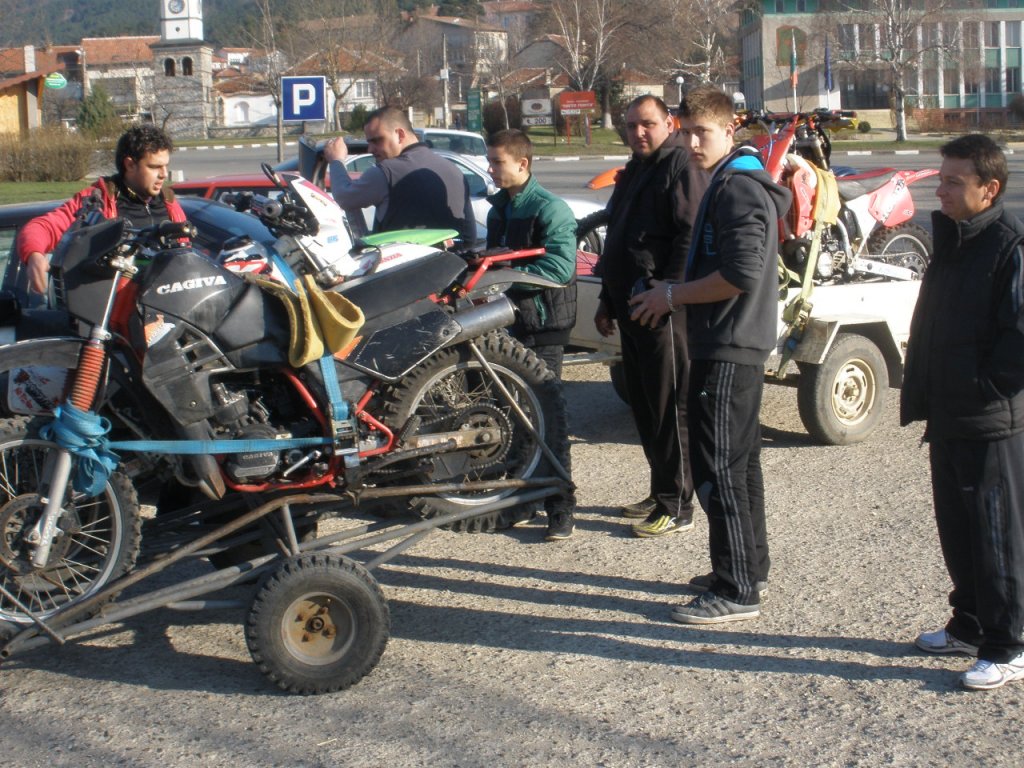 Натиснете снимката за да я уголемите

Име:P3260005.jpg
Прегледи:2
Размер:210.3 КБ
ID:5265259