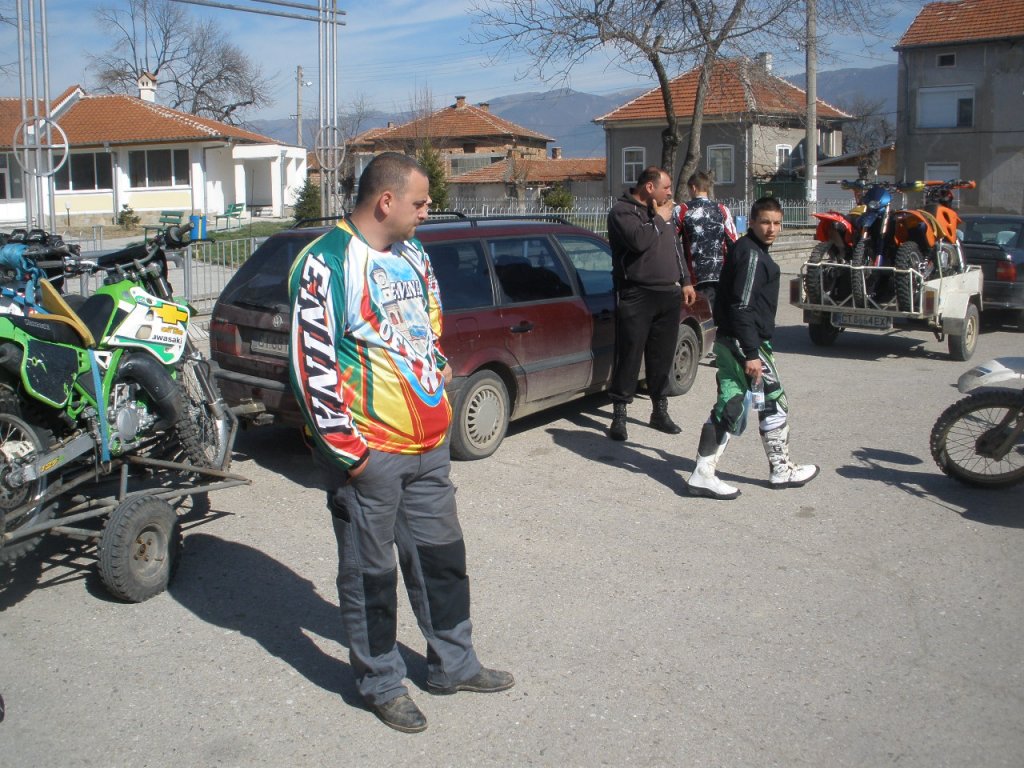 Натиснете снимката за да я уголемите

Име:P3260011.jpg
Прегледи:2
Размер:195.6 КБ
ID:5265261