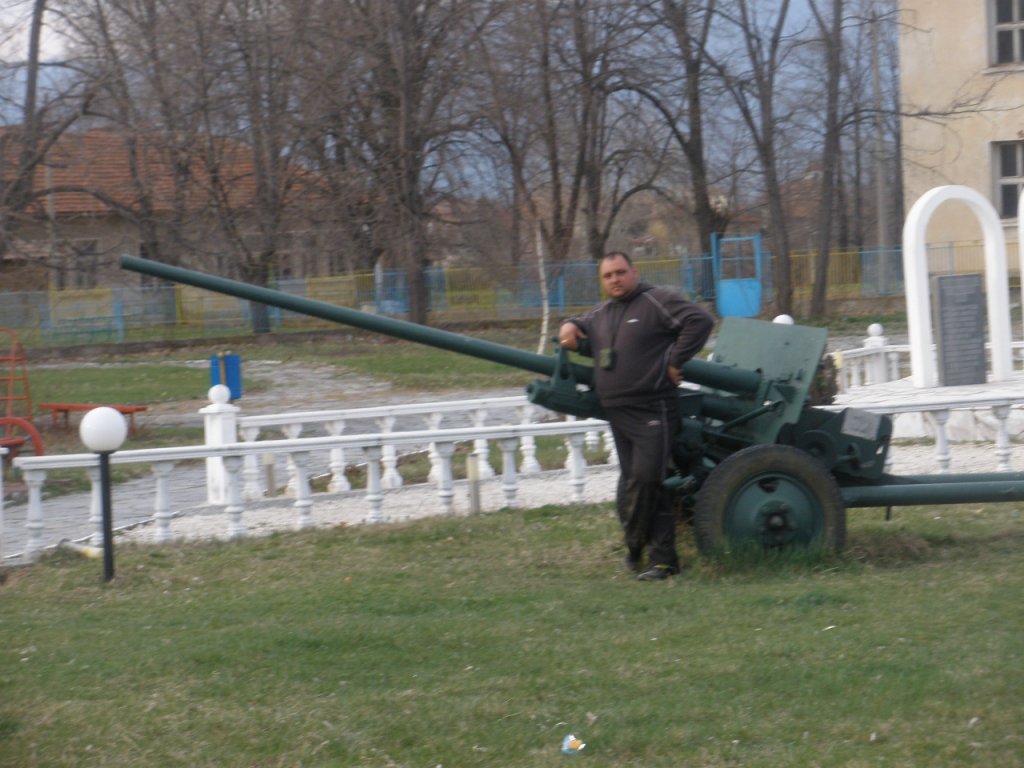 Натиснете снимката за да я уголемите

Име:P3260049.jpg
Прегледи:1
Размер:130.8 КБ
ID:5265272