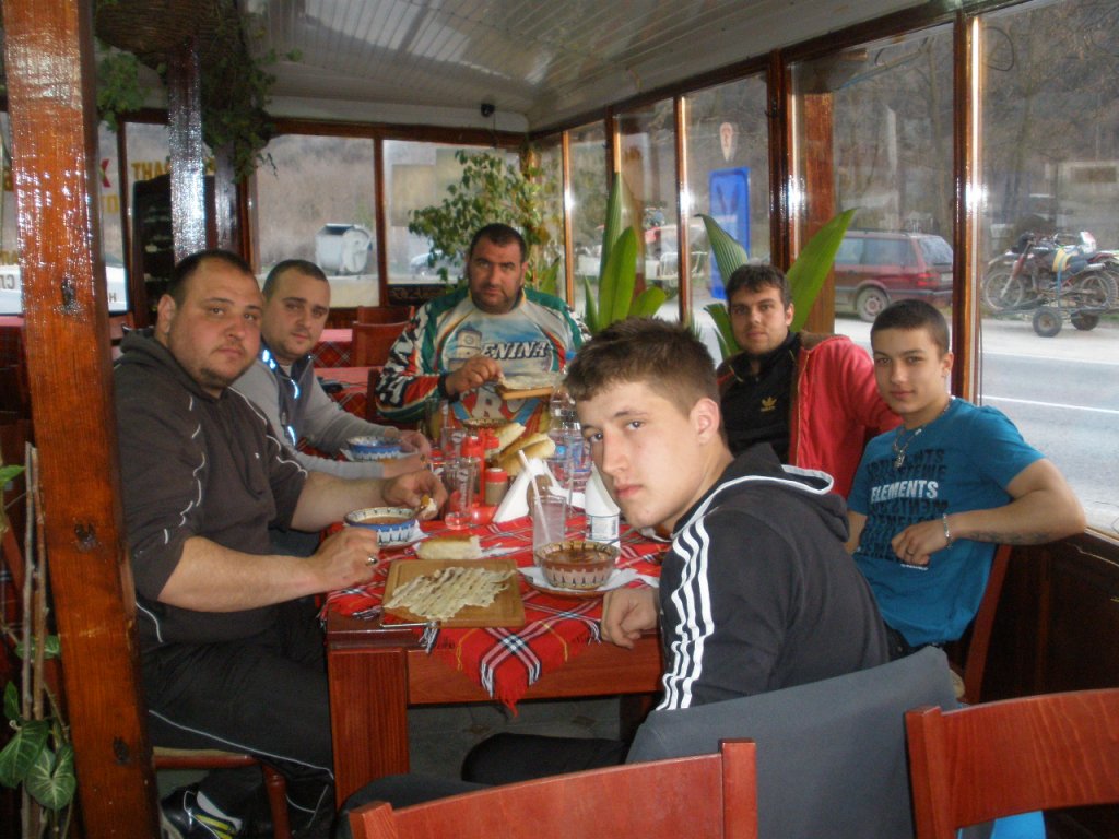 Натиснете снимката за да я уголемите

Име:P3260052.jpg
Прегледи:1
Размер:152.0 КБ
ID:5265275
