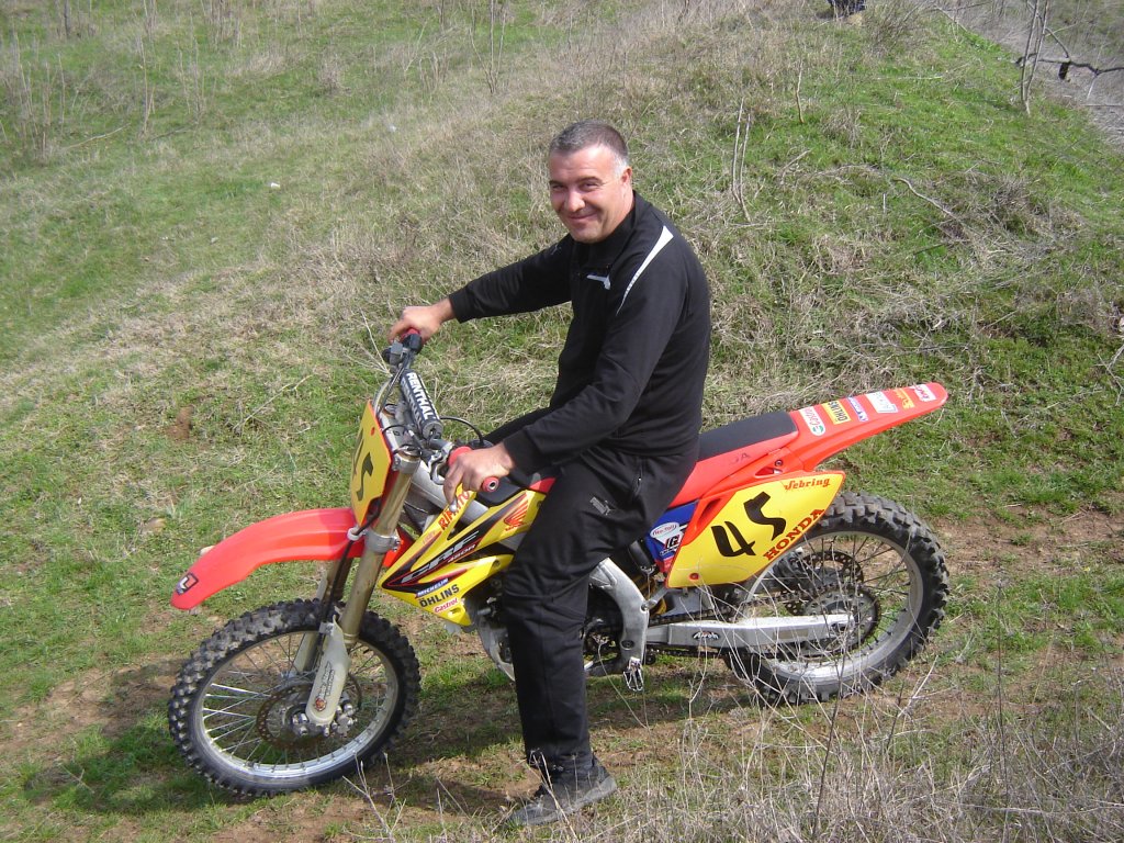 Натиснете снимката за да я уголемите

Име:DSC00021.jpg
Прегледи:2
Размер:273.3 КБ
ID:5266878