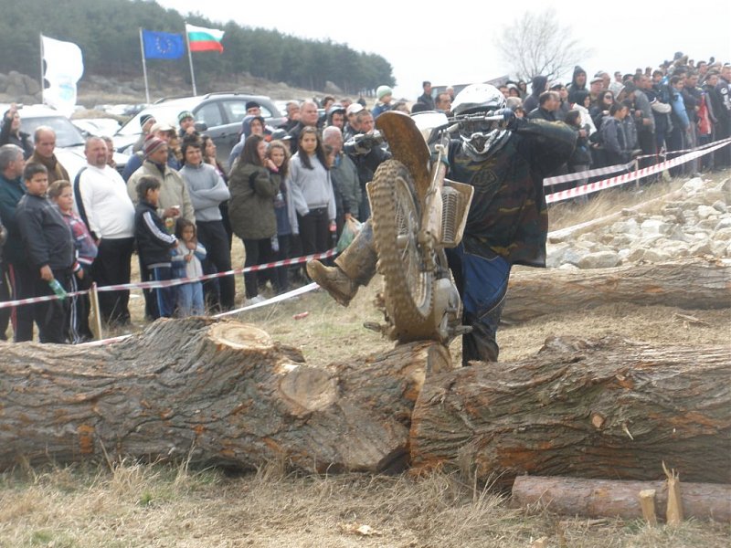 Натиснете снимката за да я уголемите

Име:P4030037.jpg
Прегледи:1
Размер:169.0 КБ
ID:5266569