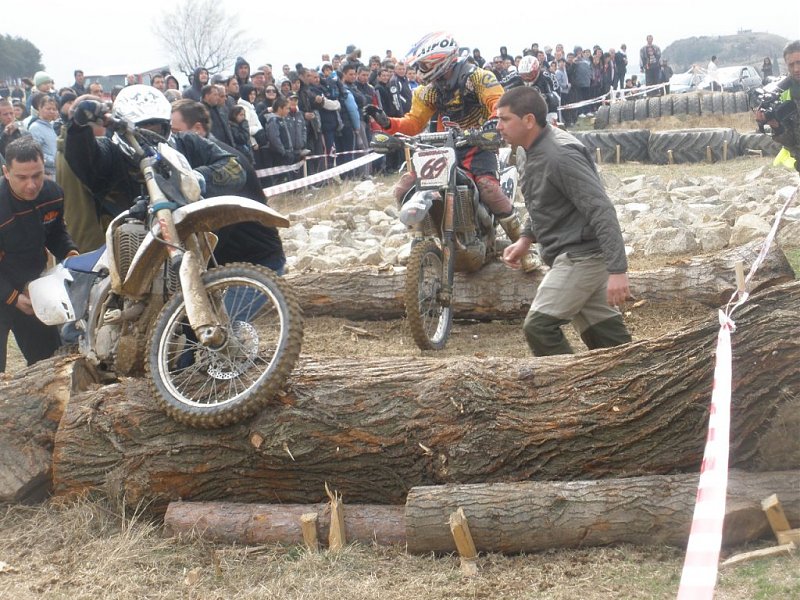 Натиснете снимката за да я уголемите

Име:P4030038.jpg
Прегледи:1
Размер:206.3 КБ
ID:5266571