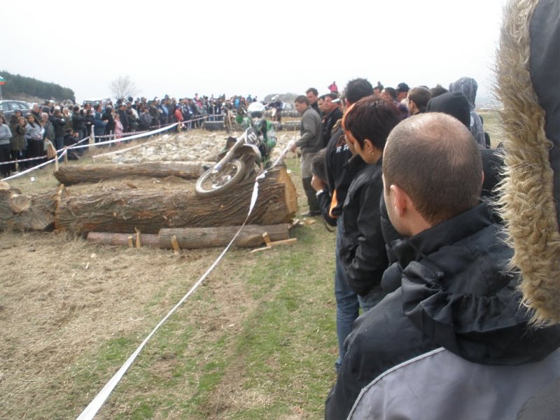 Натиснете снимката за да я уголемите

Име:P4030045.jpg
Прегледи:1
Размер:134.9 КБ
ID:5266572