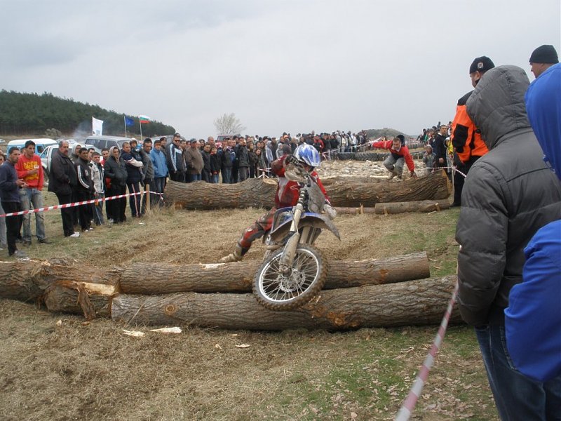 Натиснете снимката за да я уголемите

Име:P4030138.jpg
Прегледи:1
Размер:165.3 КБ
ID:5266594