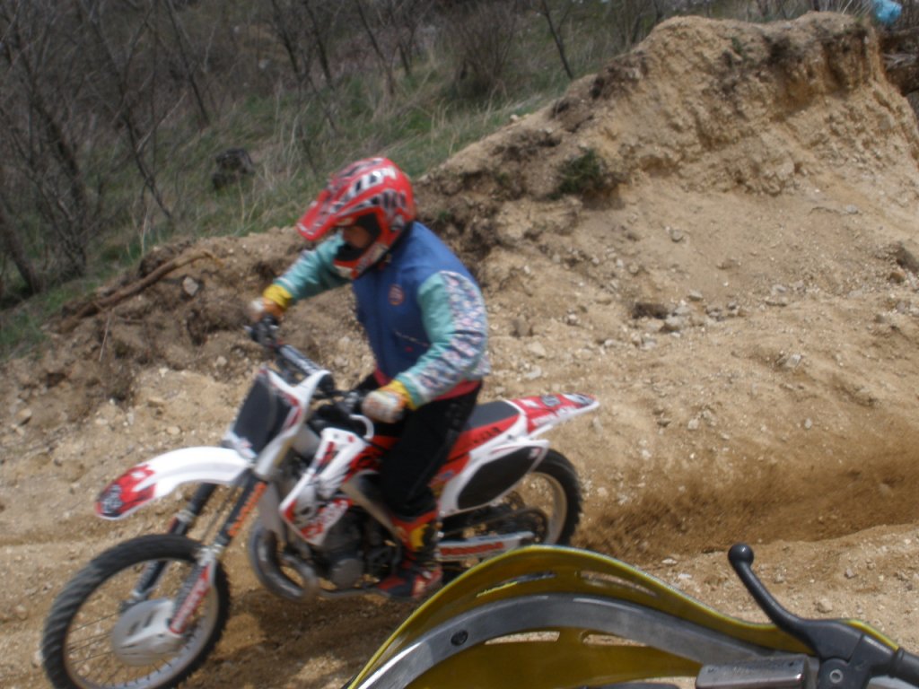 Натиснете снимката за да я уголемите

Име:P4100005.jpg
Прегледи:1
Размер:140.7 КБ
ID:5267473