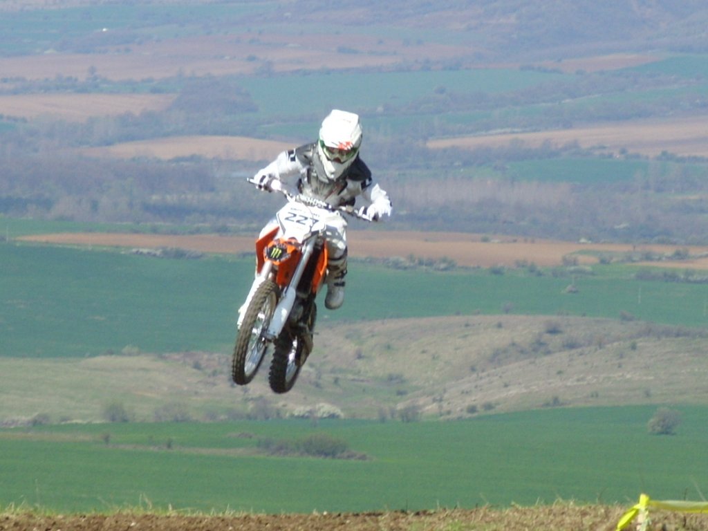 Натиснете снимката за да я уголемите

Име:SS850241.jpg
Прегледи:2
Размер:91.8 КБ
ID:5270055