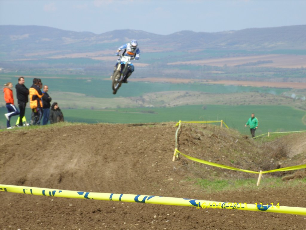 Натиснете снимката за да я уголемите

Име:SS850208.jpg
Прегледи:2
Размер:109.7 КБ
ID:5270057