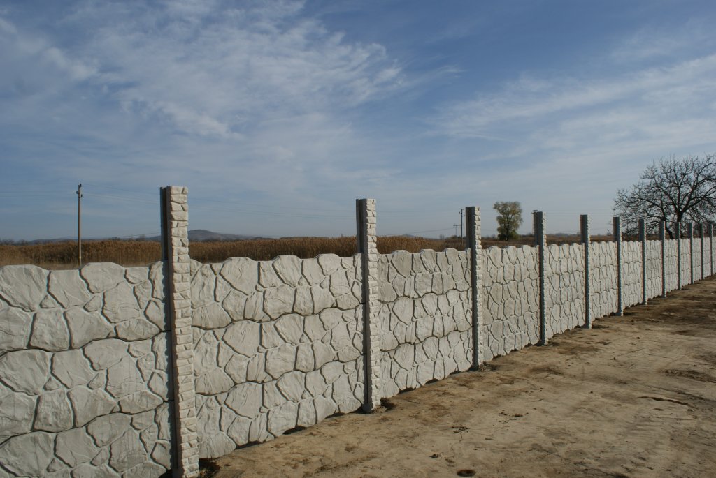 бетонни колове за ограда - OFFRoad-Bulgaria.com