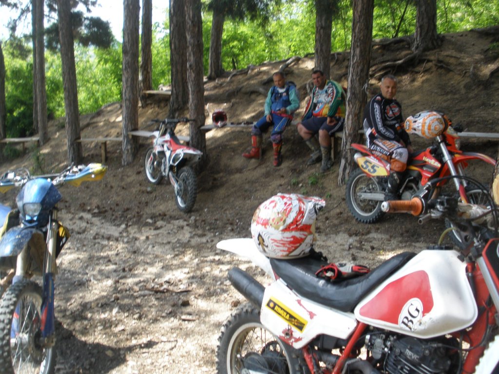 Натиснете снимката за да я уголемите

Име:P6040002.jpg
Прегледи:1
Размер:192.3 КБ
ID:5282790