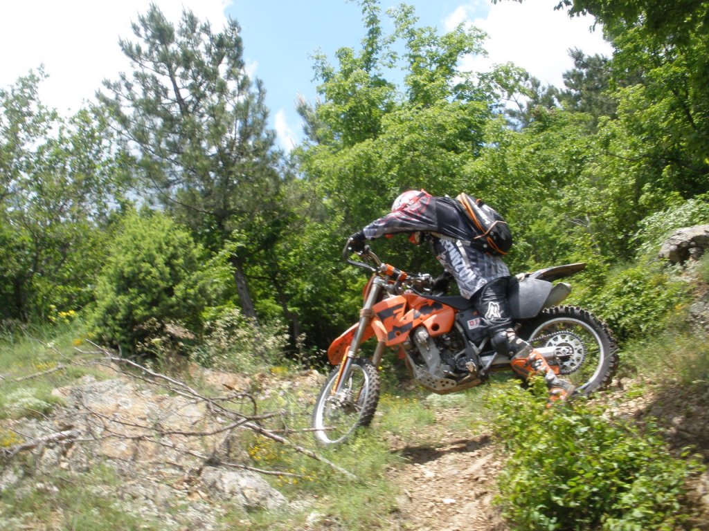 Натиснете снимката за да я уголемите

Име:P6040013.jpg
Прегледи:1
Размер:242.5 КБ
ID:5282806