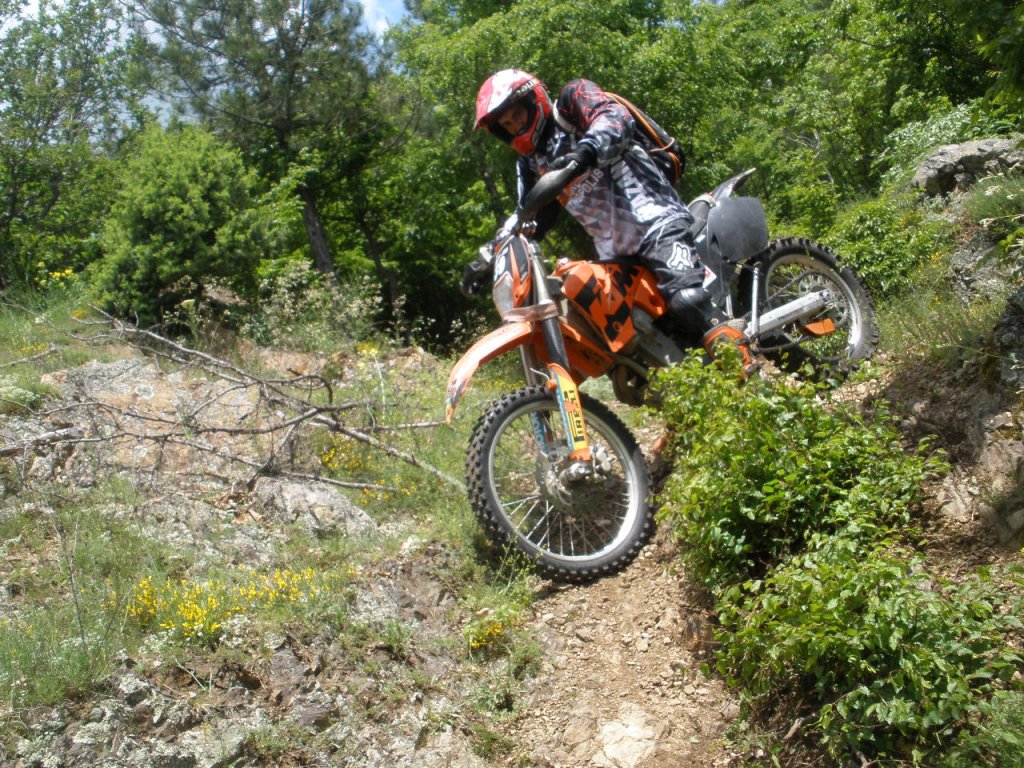 Натиснете снимката за да я уголемите

Име:P6040014.jpg
Прегледи:1
Размер:283.2 КБ
ID:5282807