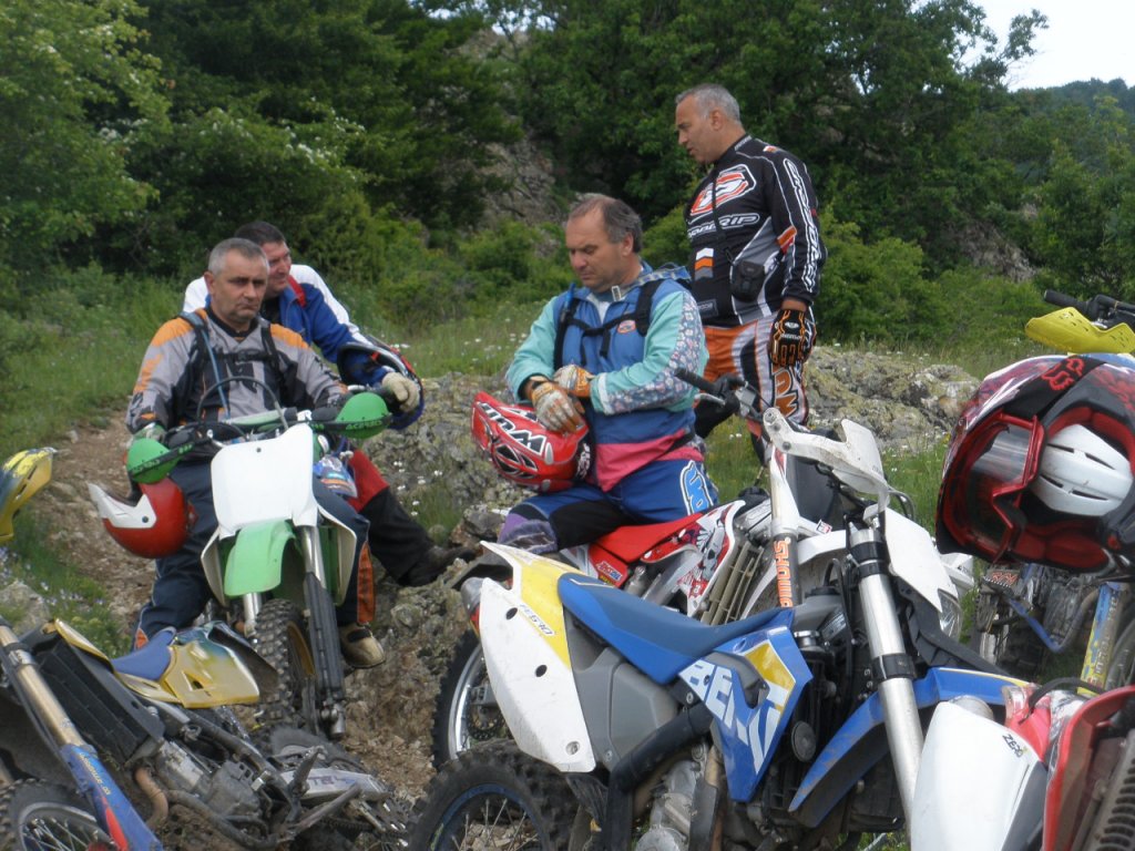 Натиснете снимката за да я уголемите

Име:P6040025.jpg
Прегледи:1
Размер:185.5 КБ
ID:5282814