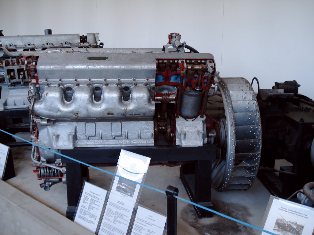 Натиснете снимката за да я уголемите

Име:T34_engine_parola_2.jpg
Прегледи:1
Размер:121.0 КБ
ID:5283437