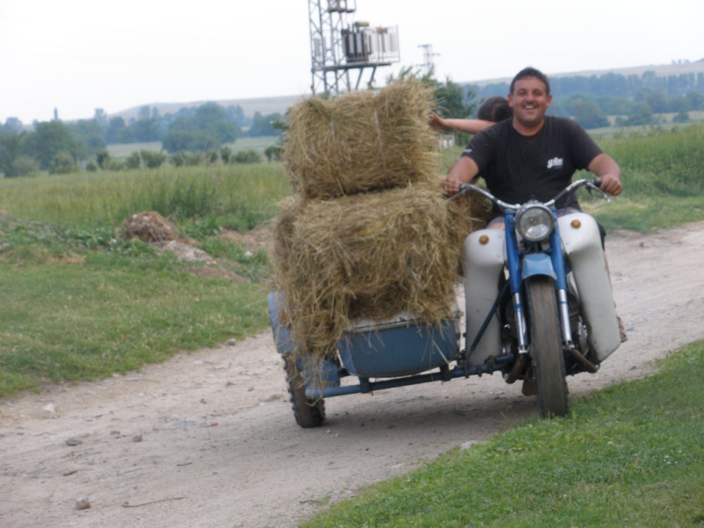Натиснете снимката за да я уголемите

Име:P6070002.jpg
Прегледи:1
Размер:113.8 КБ
ID:5286559