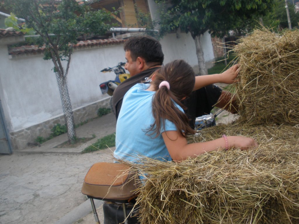 Натиснете снимката за да я уголемите

Име:P6070004.jpg
Прегледи:1
Размер:165.5 КБ
ID:5286561