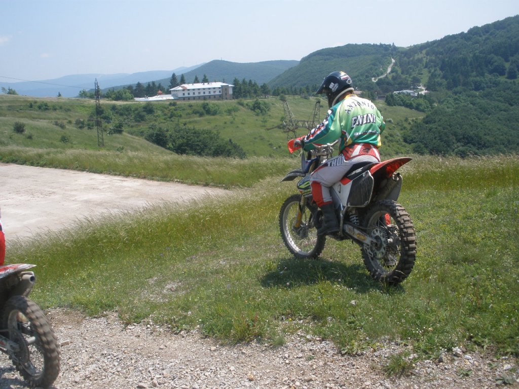 Натиснете снимката за да я уголемите

Име:P6190019.jpg
Прегледи:1
Размер:200.3 КБ
ID:5286901