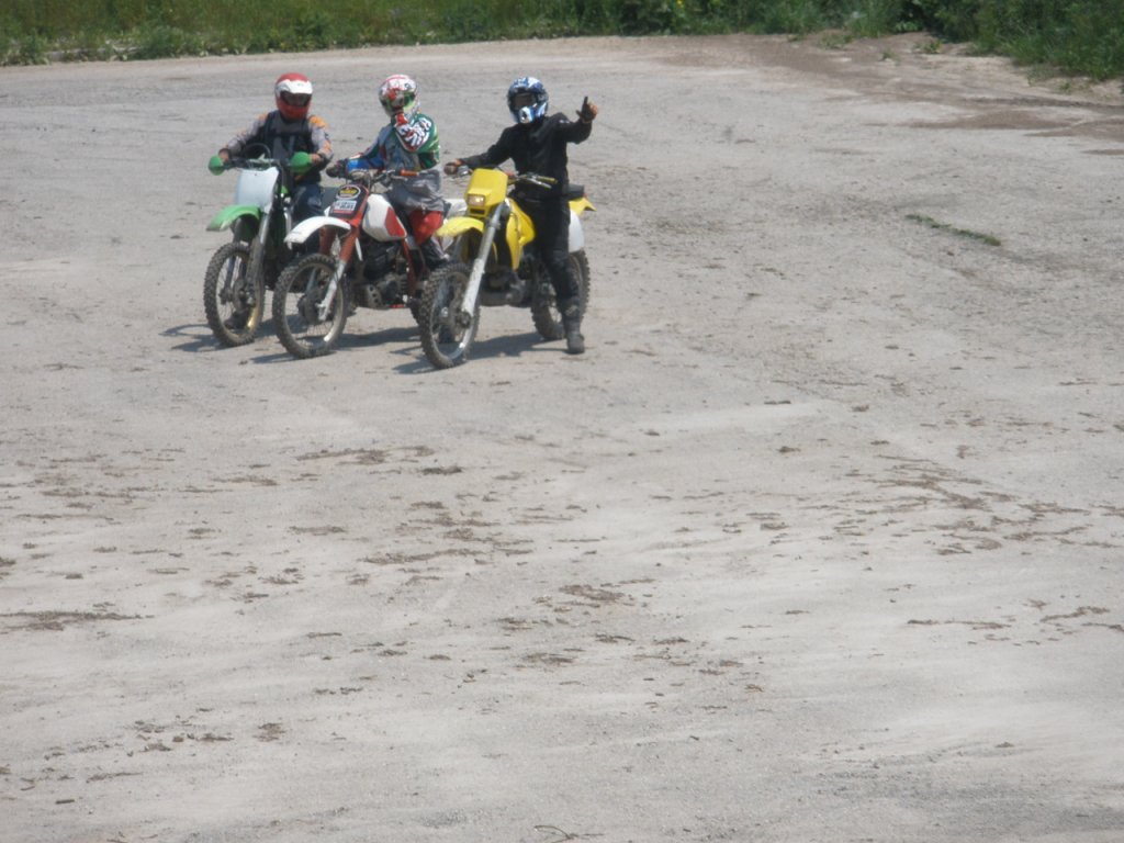 Натиснете снимката за да я уголемите

Име:P6190021.jpg
Прегледи:1
Размер:129.0 КБ
ID:5286903