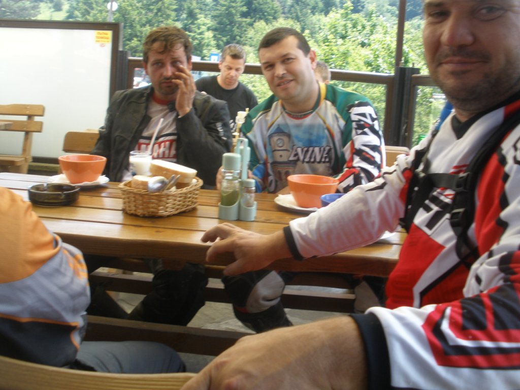 Натиснете снимката за да я уголемите

Име:P6190025.jpg
Прегледи:1
Размер:131.8 КБ
ID:5286907