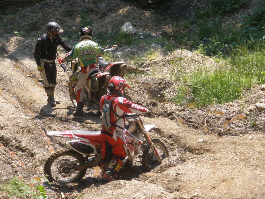 Натиснете снимката за да я уголемите

Име:P6190036.jpg
Прегледи:1
Размер:259.1 КБ
ID:5286928